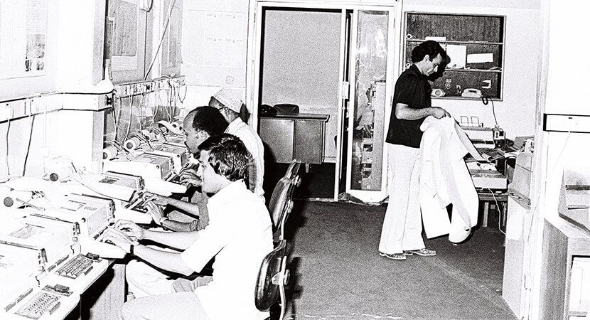 صدور مجلة «الشروق» في الشارقة، وجريدة «الخليج» في الشارقة، لصاحبها الشقيقين، تريم عمران وعبدالله عمران، وانطلاق إذاعة دبي.